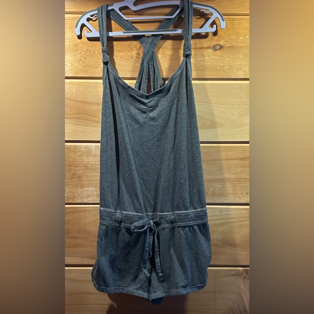 Y2K Women’s Grey Hollister Romper M